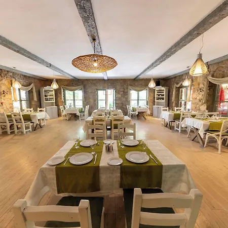Elite World Village Polonezköy Otel 4*